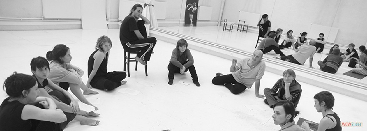 Stages et Ateliers hebdos - Corps/Scène